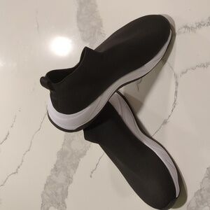 Zara hightop knit running sneakers